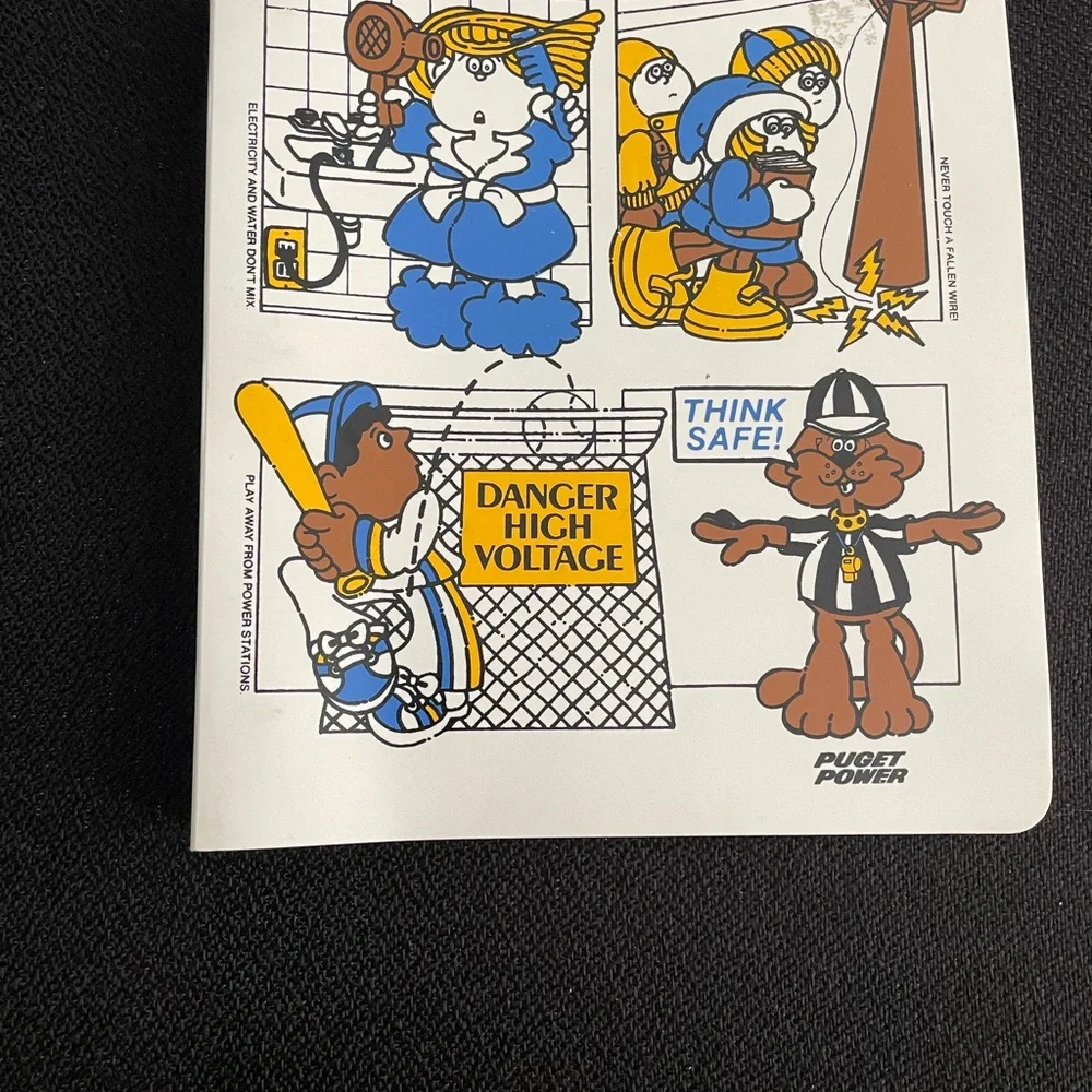 VTG Seattle Mariners x Puget Power collectible 3-ring binder
